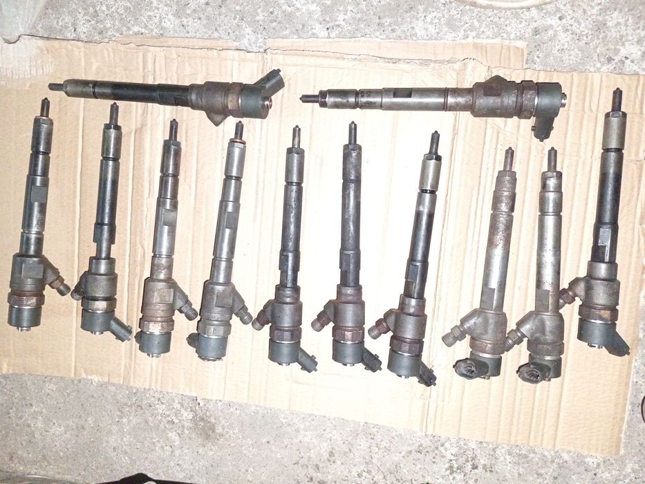 Дизельні форсунки (паливниі інжектори)