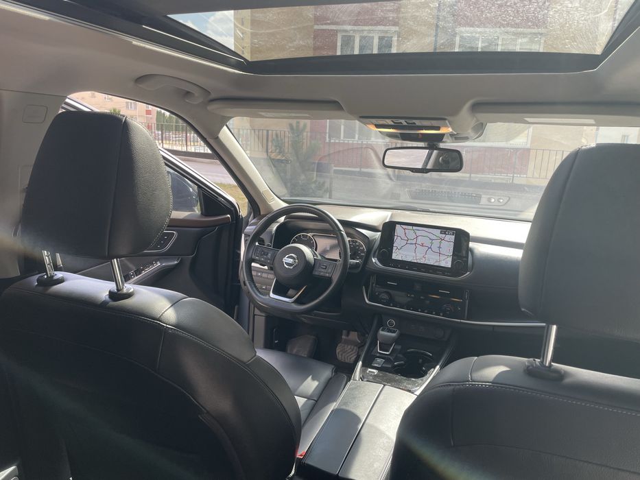 Nissan Rogue t33 SL 2,5