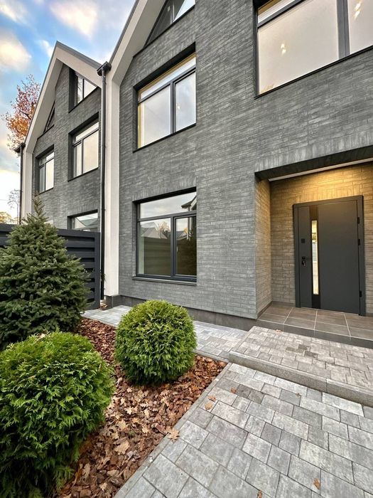 Будинок Дуплекс з новим ремонтом та меблями. Лісова Буча без комісії!