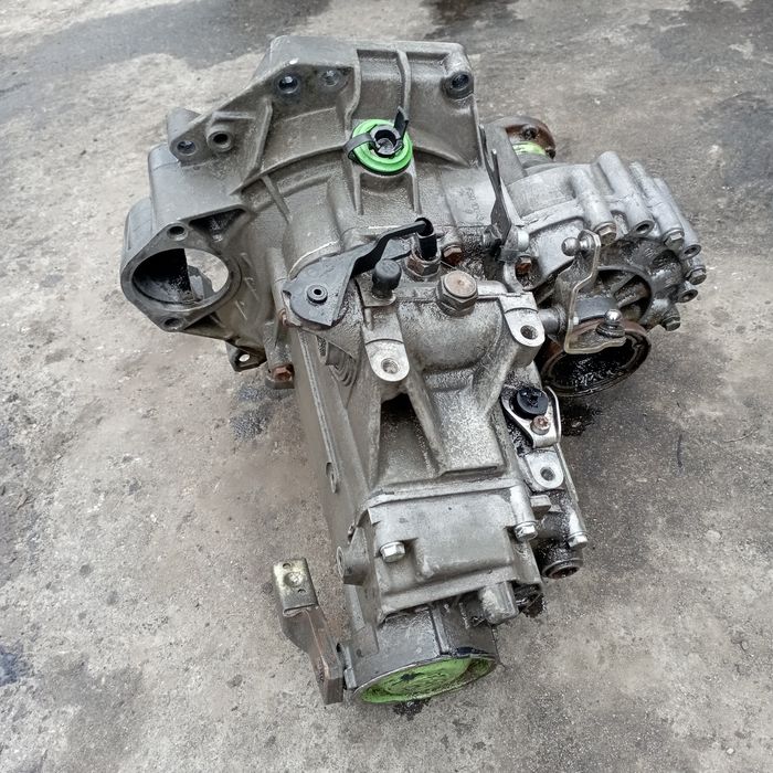 КПП коробка передач 1.4-1.6  Seat, VW Golf 4 Octavia tour Audi A3