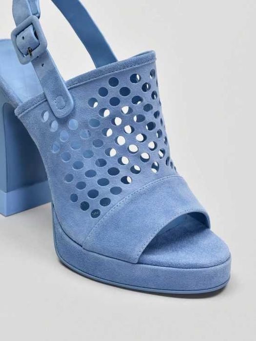 Летние босоножки