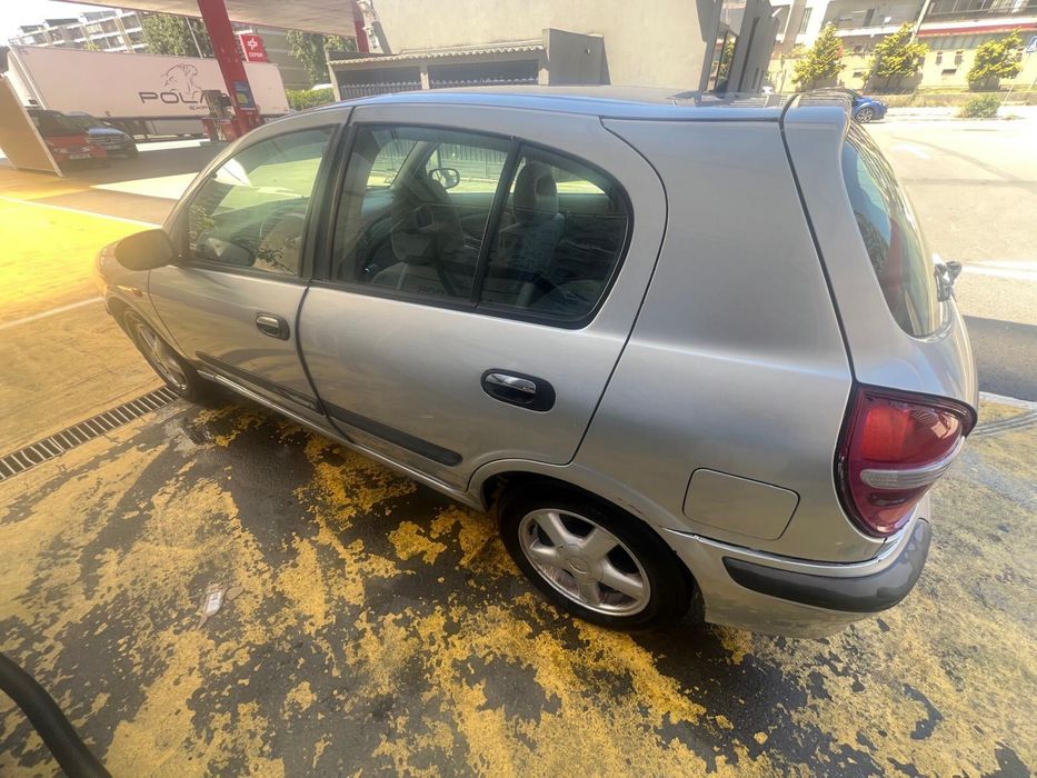Nissan almera (gasolina)