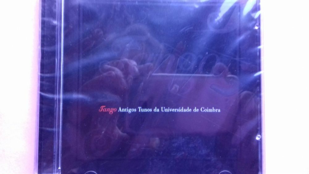 Antigos Tunos da Universidade de Coimbra . Tangos