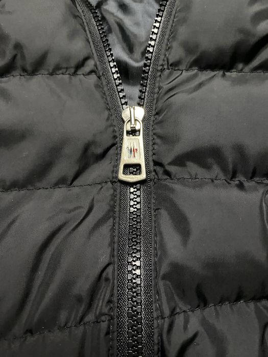 Bezrekawnik Moncler