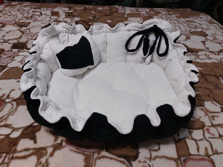 Лежанка для кота двостороння