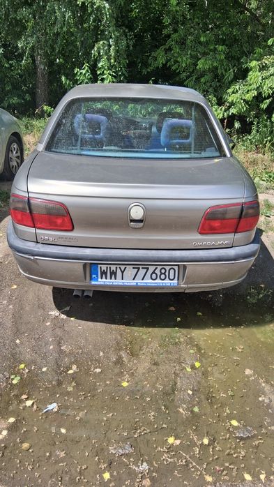 Opel Omega 3.0 mv6