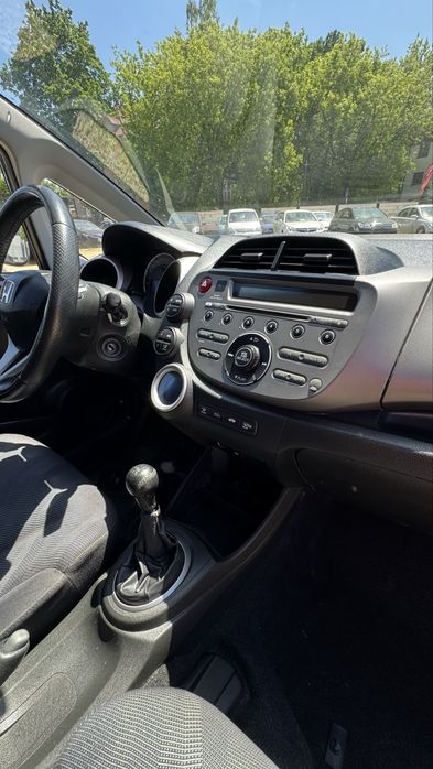 Honda Jazz 1.4 i-Vtec 100km