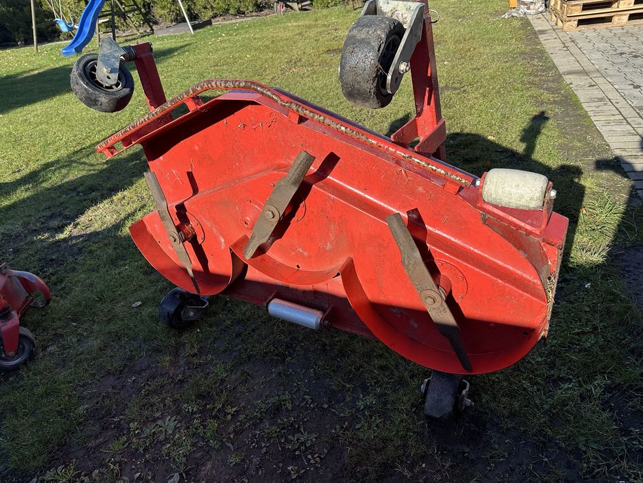 Kosiarka pielęgnacyjna na przedni TUZ na wałek HAKO trójkąt