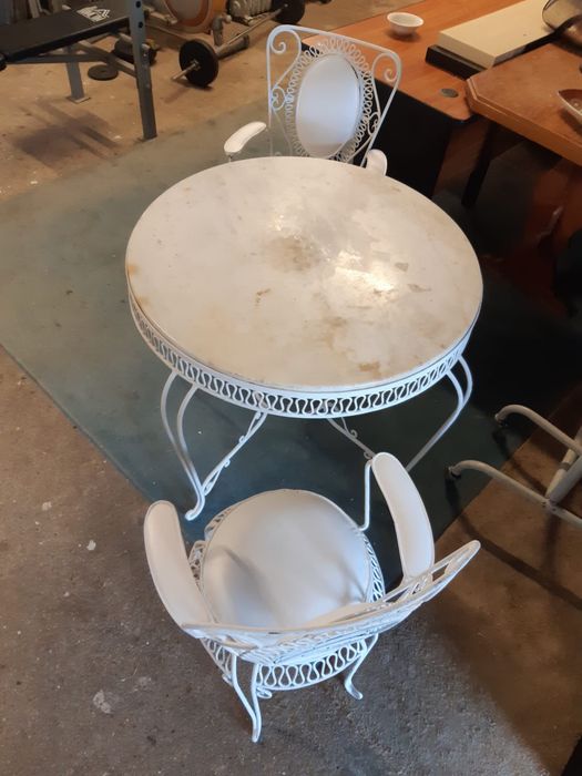 Conjunto restaurado de jardim