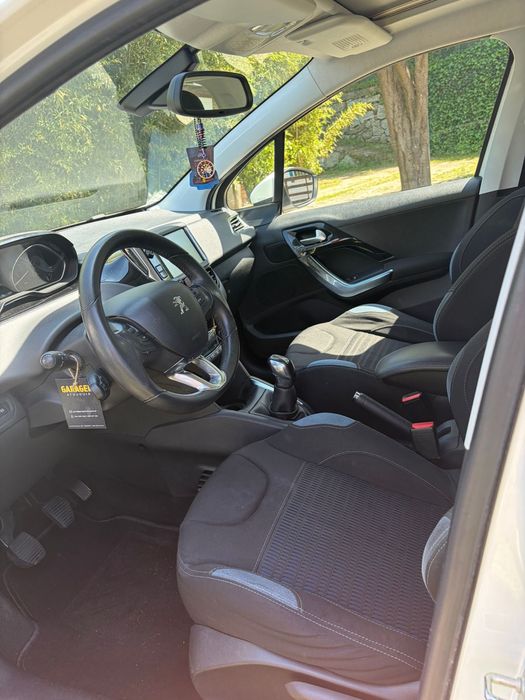 peugeot 208 11/12
