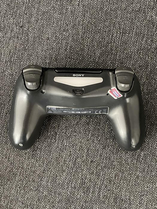 Playstation 4 Slim 1tb + 2 Dualshock 4 Version 2 + БОНУС!