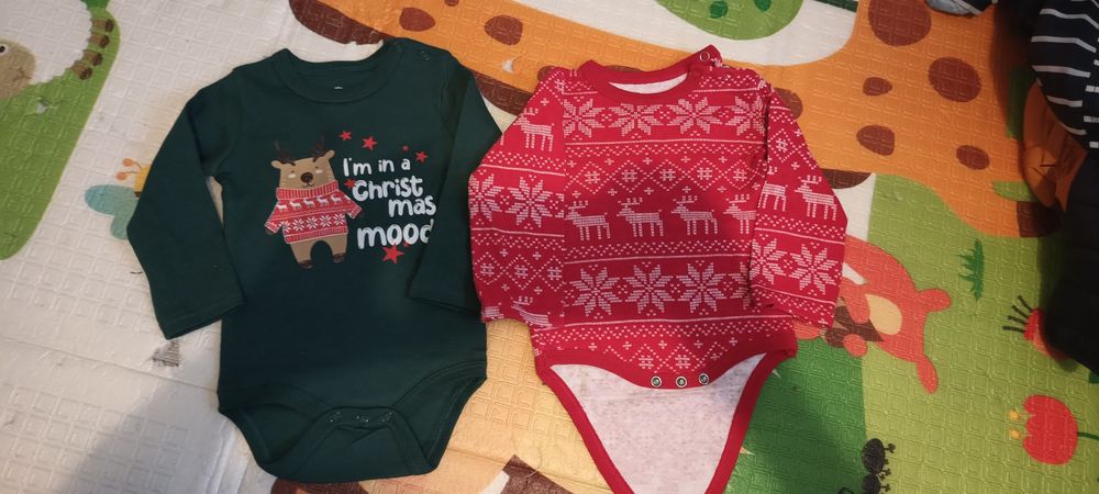 Body świąteczne 68 dwie sztuki jak nowe