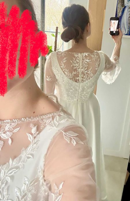 Nowa, klasyczna  suknia ślubna