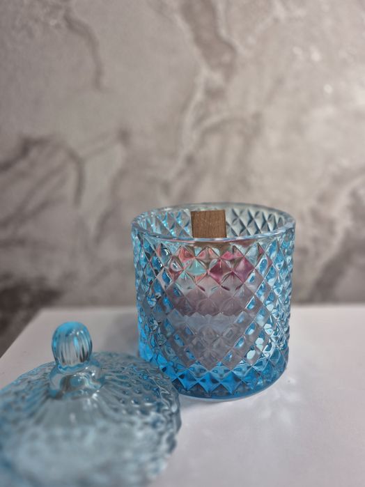 Свічка у склі з бджолиного воску. Ручна робота
Вишуканий аромат пар