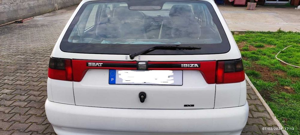 SEAT Ibiza 1000 a gasolina Ano 1997