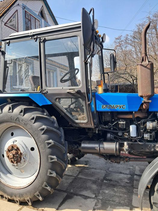 Продам трактор мтз