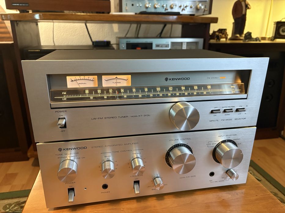 Conjunto Kenwood  KA-305 + tuner KT-313L