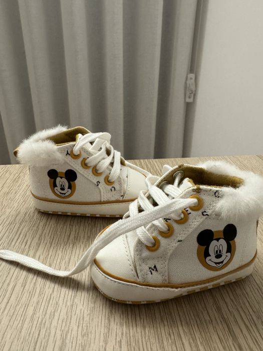Sapatilha botim disney baby Novo T.17