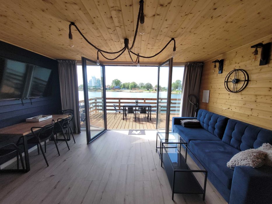 Domek nad jeziorem- linia brzegowa, pomost, mini plaża- Spalona