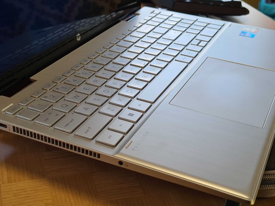 MEGA Laptop Dotyk. 24GB RAM | 512GB SSD jak nowy - 9.5/10 | i5 | 2w1 | Gratisy!