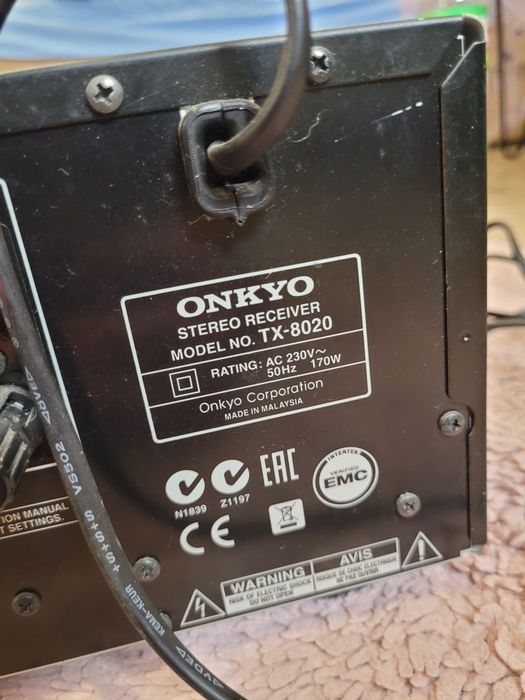 Amplituner stereo marki Onkyo TX-8020