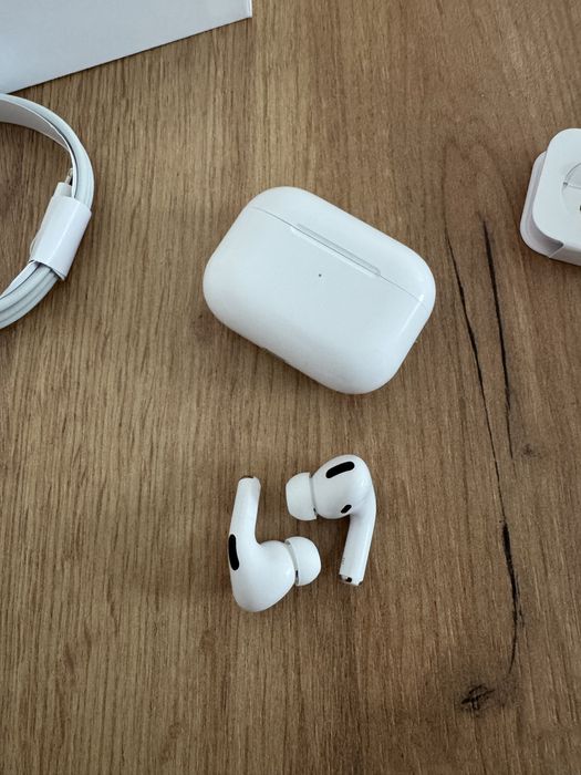AirPods Pro Słuchawki