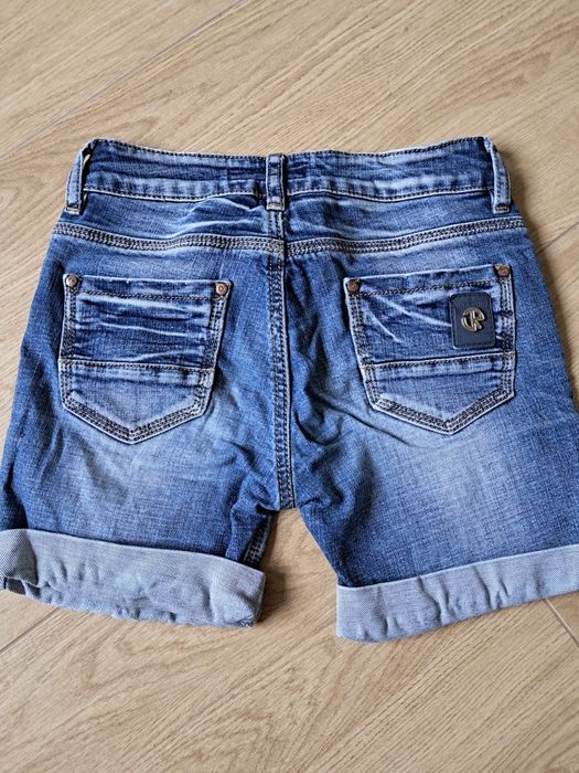Віддам джинсові шорти xs-s