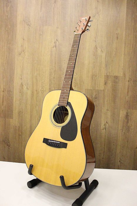 Гитара YAMAHA акустическая F310 и Чехол для гитары