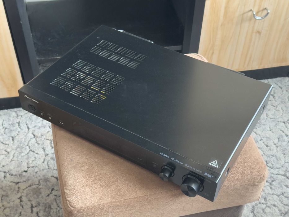 Amplituner Pioneer VSX-S520D