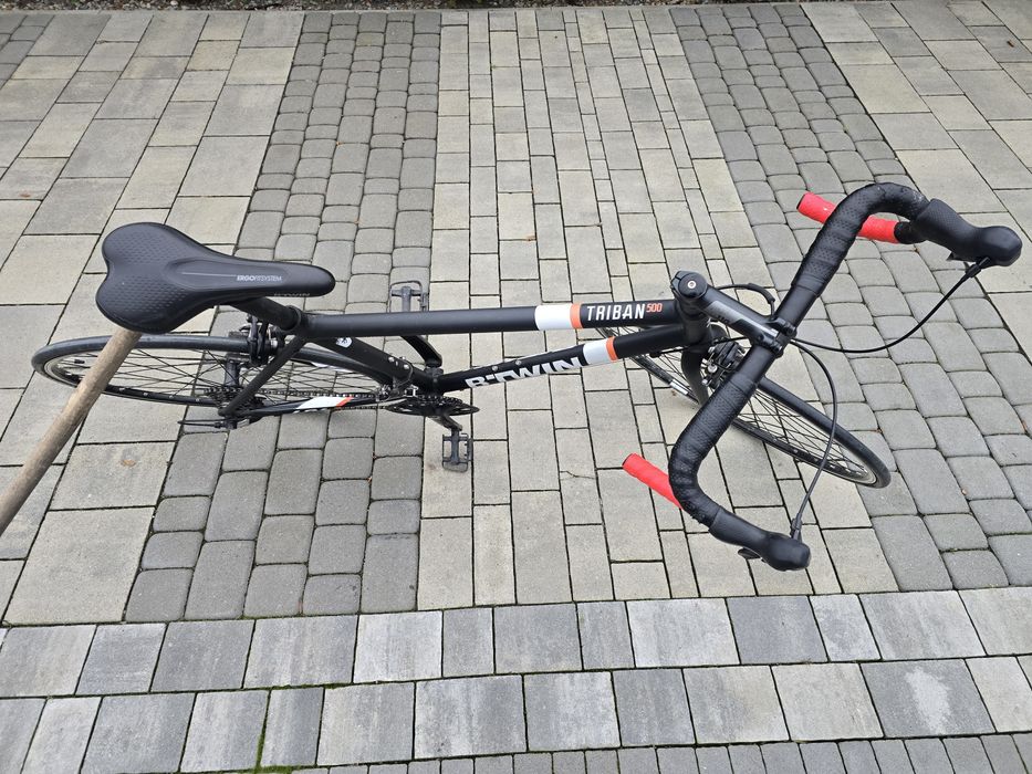 Rower szosowy BTWIN TRIBAN 500