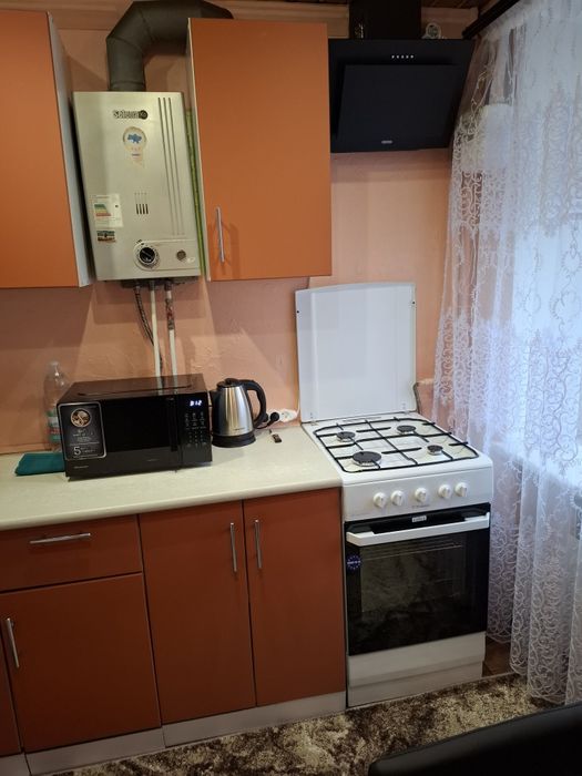 Здаи 2 ком.квар.в рай.44 квар.по час.по сут.