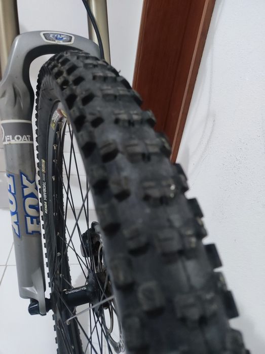 Bicicleta BTT enduro specialized fox xt