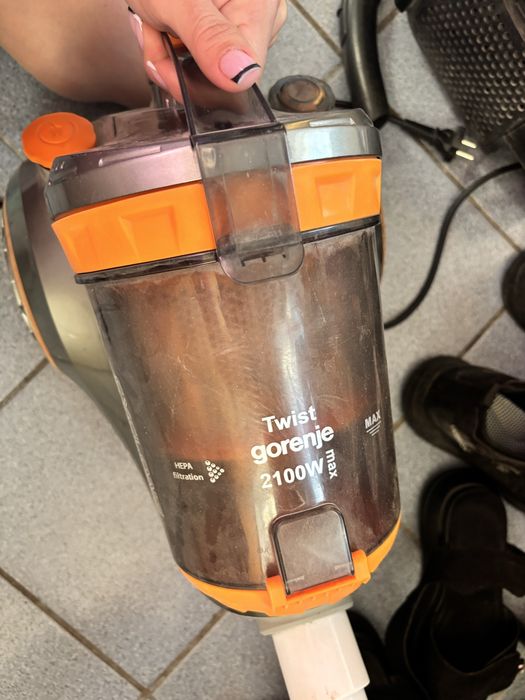 Пылесос Gorenje 1200 грн