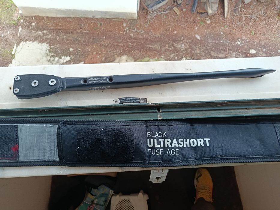 Axis Black Advance Fuse Ultrashort 643mm