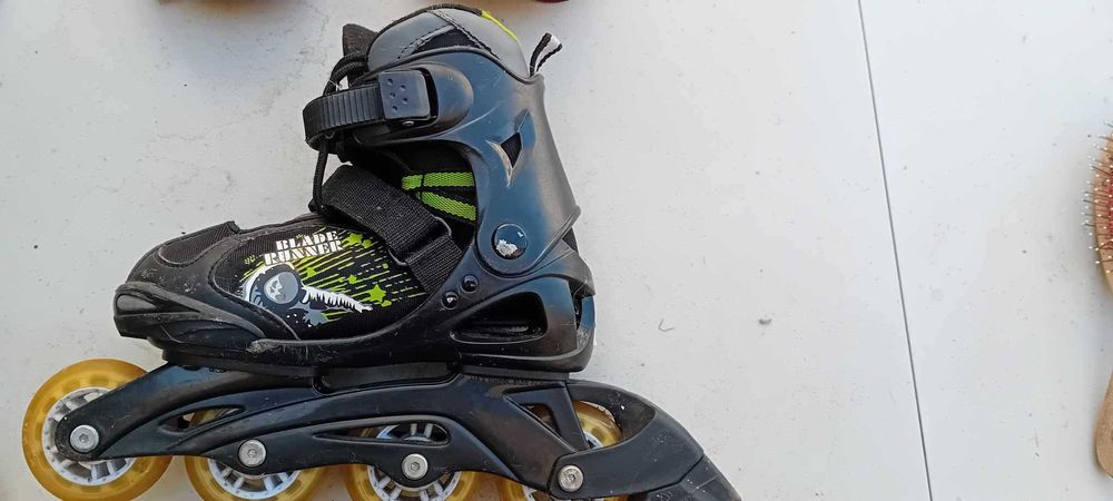 Patins em linha criança com luz LED