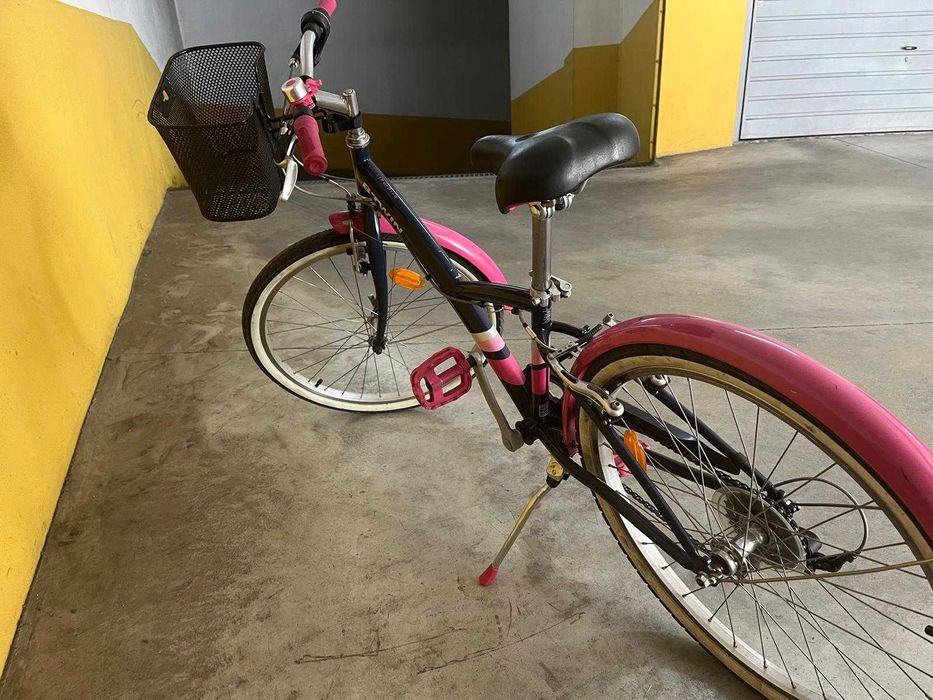 Bicicleta menina em bom estado
