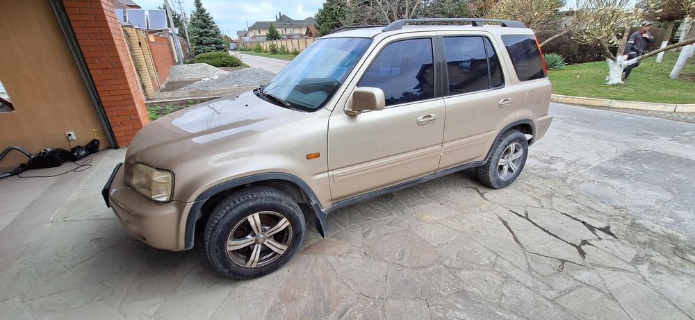 Продам Honda CR-V 2000 с красивым гос номером р.