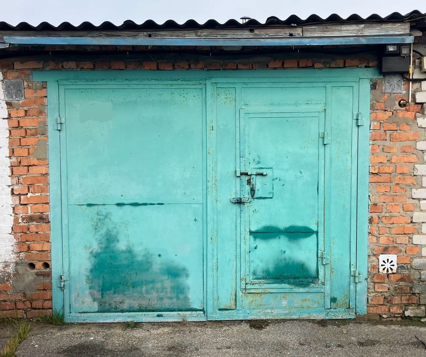 Продам гараж (біля ЖК Полісся 1)