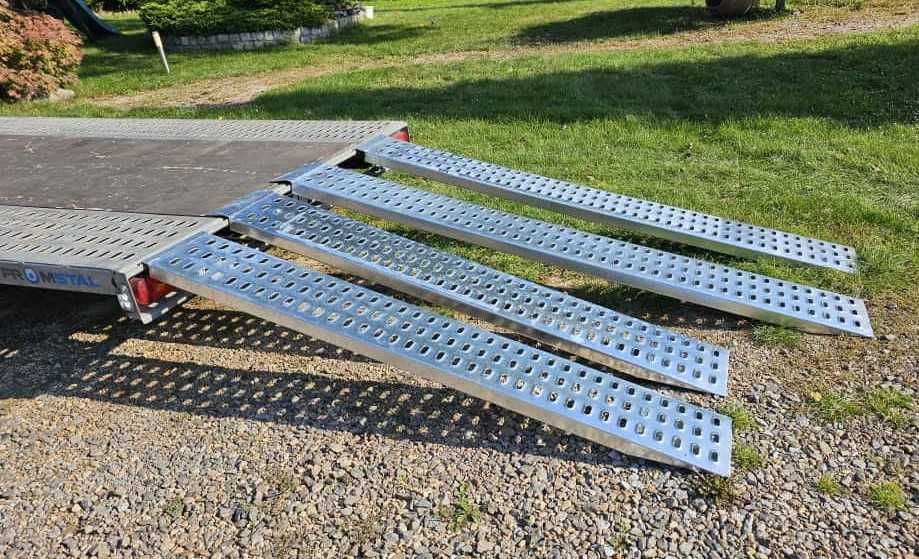 Najazd podjazd LOHR 2m laweta przyczepka antypoślizgowa PRODUCENT