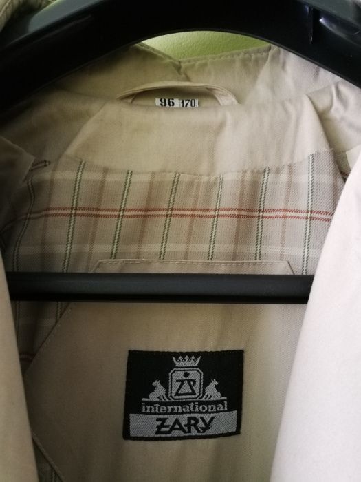 Płaszcz damski prochowiec