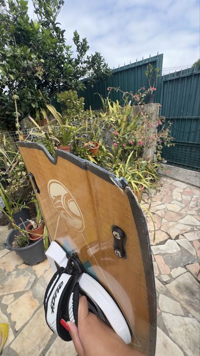 Prancha kitesurf cabrinha board