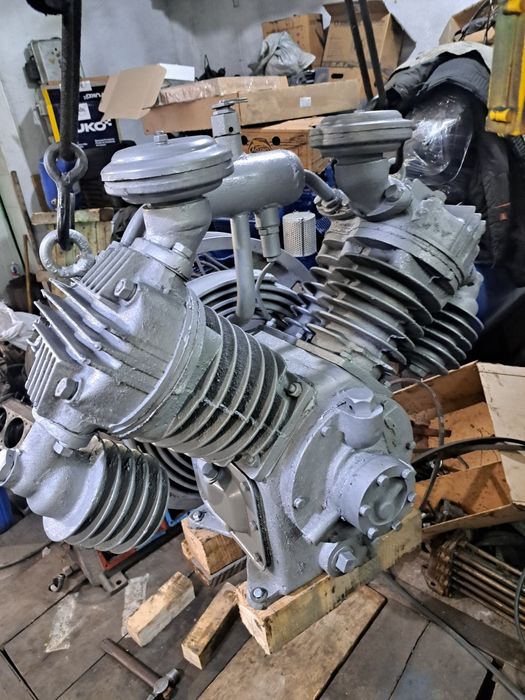 Компресор 1100 літрів/хв ГСВ-1/12; 155-2ВУ4; 1101-В5У4; головка