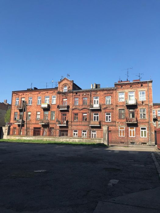 Wynajmę mieszkanie w kamienicy - centrum