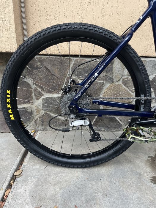 Продам велосипед cannondale