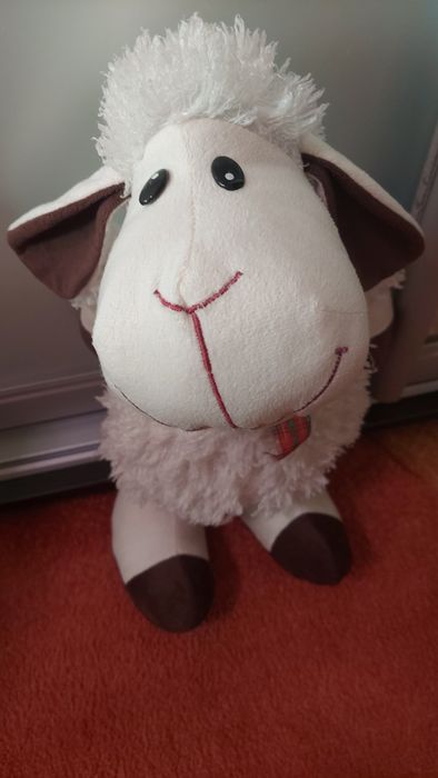 Мякі іграшки бобер та баранчик