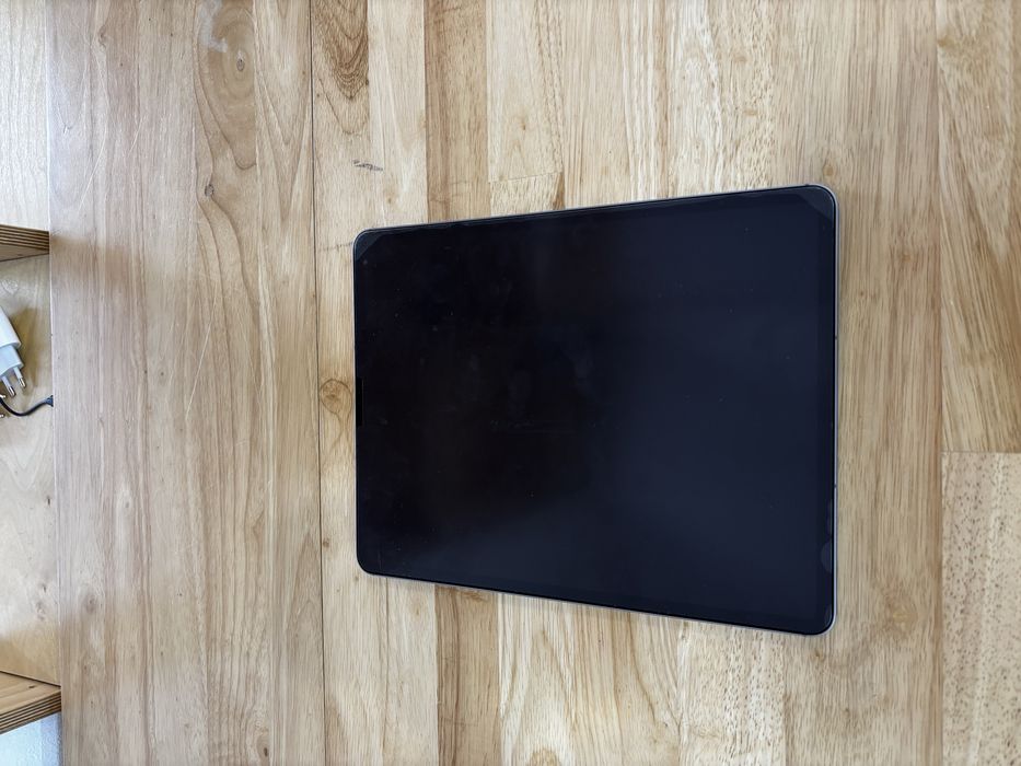 Ipad  Pro 12.9” 6th geração (256gb) + capa + teclado magic keyboard + apple pencil