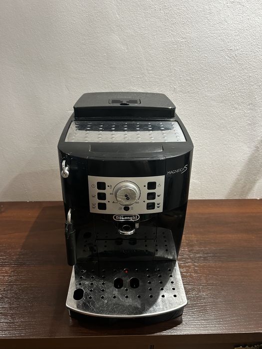 Ekspres DeLonghi Magnifica S