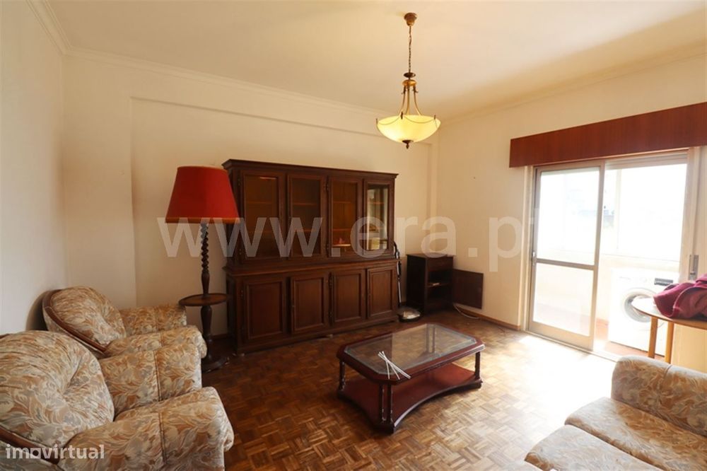 Apartamento T3; Cruz de Pau