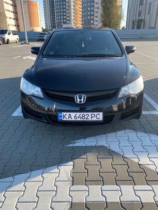 Honda Civik седан