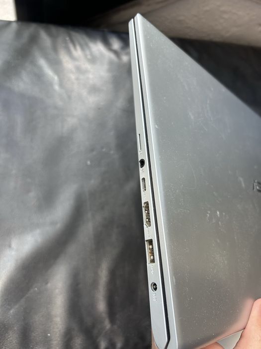 Portátil ASUS VivoBook 15 | AMD Ryzen 5 | 8GB RAM | SSD 512GB